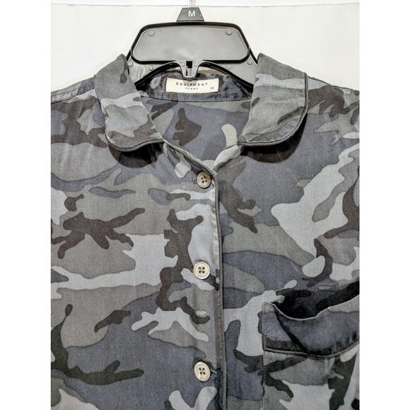 Equipment Femme Silk Camo Button Down Shirt Gray Black XS - Picture 2 of 8
